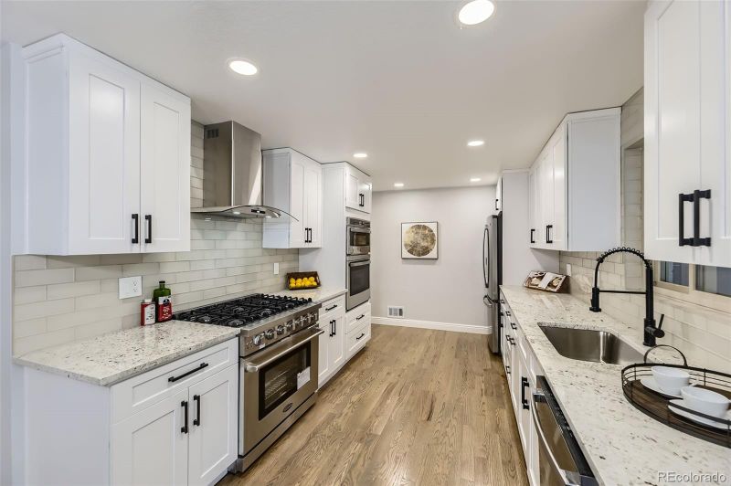6635 S Sherman St, Centennial, CO 80121