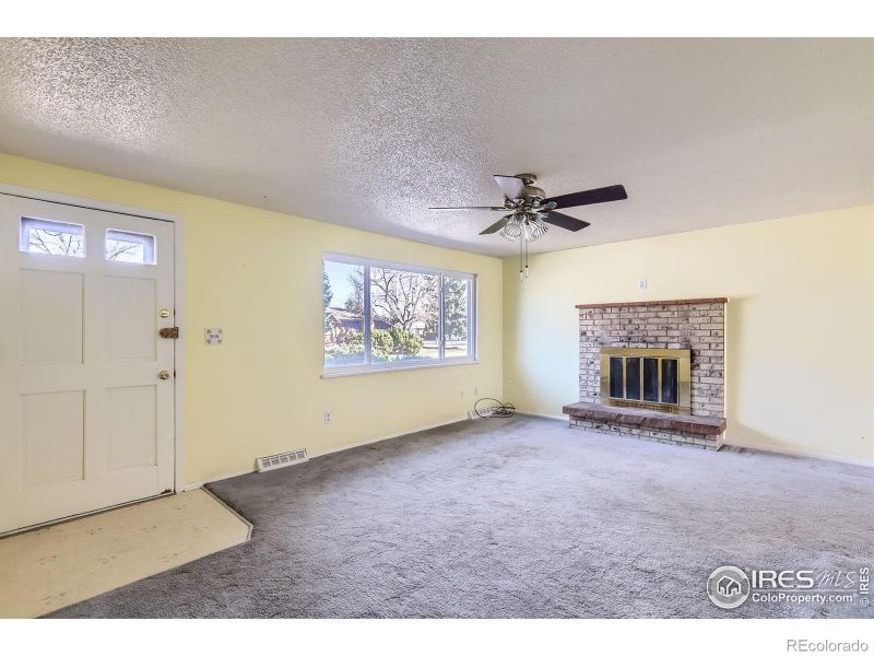 2907 University Ave, Longmont, CO 80503