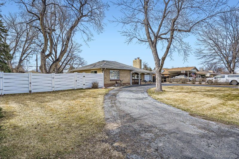 4585 Garrison St, Wheat Ridge, CO 80033