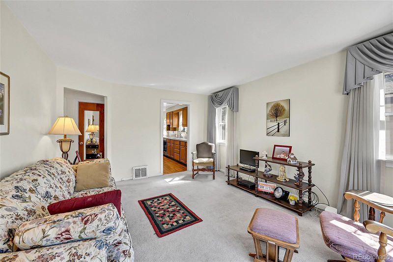 7120 Utica St, Westminster, CO 80030