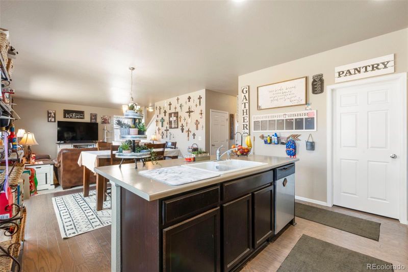 13673 Valentia St, Thornton, CO 80602