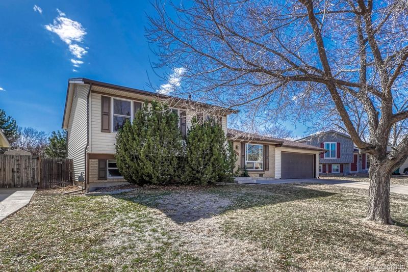 1567 S Sedalia St, Aurora, CO 80017