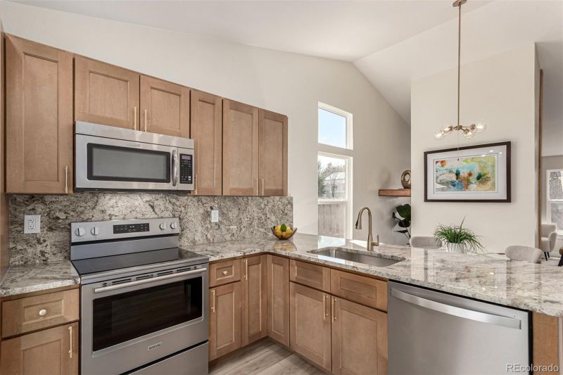 6024 S Taft Way, Littleton, CO 80127