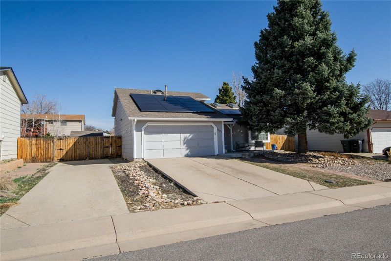 1781 E 97th Ave, Thornton, CO 80229