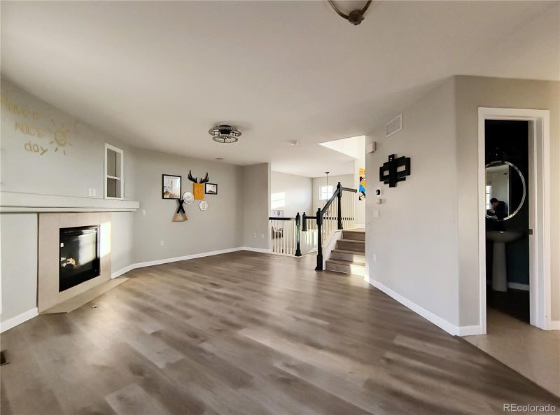 21993 E Jamison Pl, Aurora, CO 80016