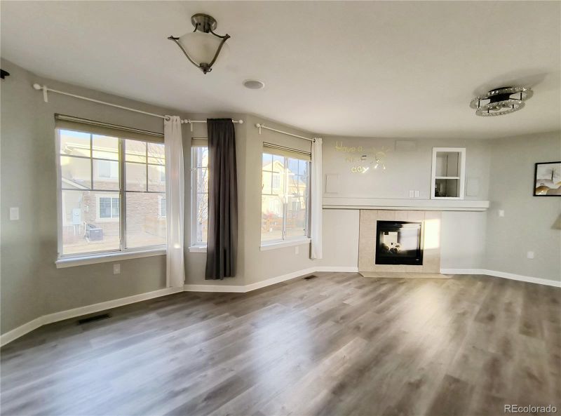 21993 E Jamison Pl, Aurora, CO 80016