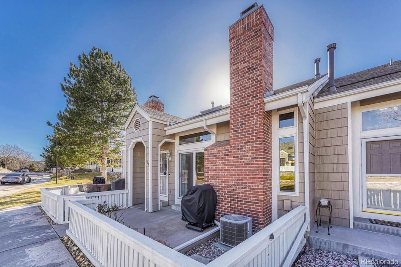 9057 Bear Mountain Dr, Highlands Ranch, CO 80126