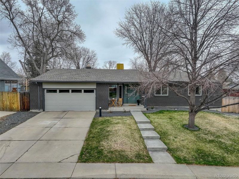 5946 Urban St, Arvada, CO 80004
