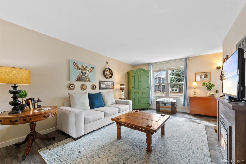 2301 E Fremont Ave #Y03, Centennial, CO 80122