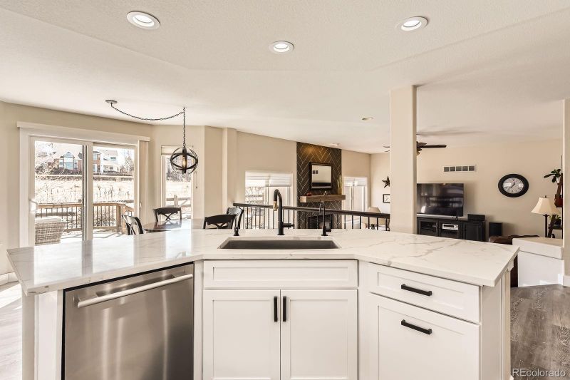 10472 Grizzly Gulch, Highlands Ranch, CO 80129