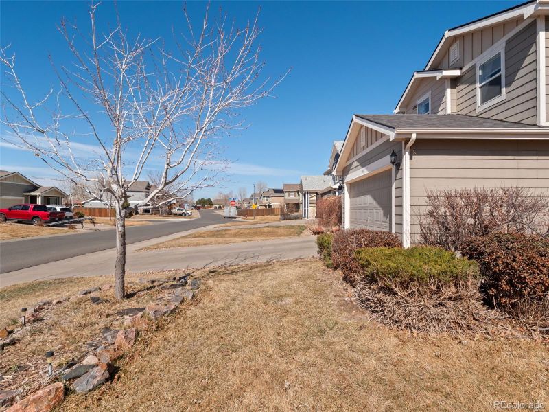 896 Willow Dr, Brighton, CO 80603