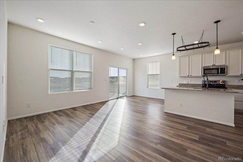 1110 Black Saddle St, Elizabeth, CO 80107