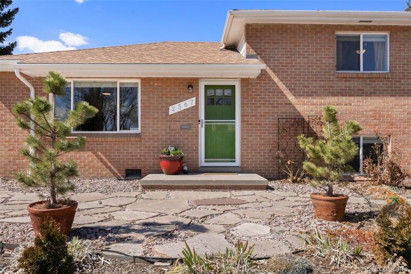 2567 S Vrain St, Denver, CO 80219