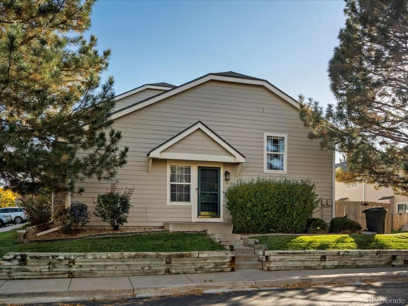 1273 S Zeno Way #A, Aurora, CO 80017