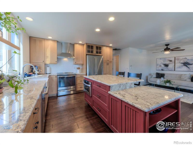 339 S Hoover Ave, Louisville, CO 80027