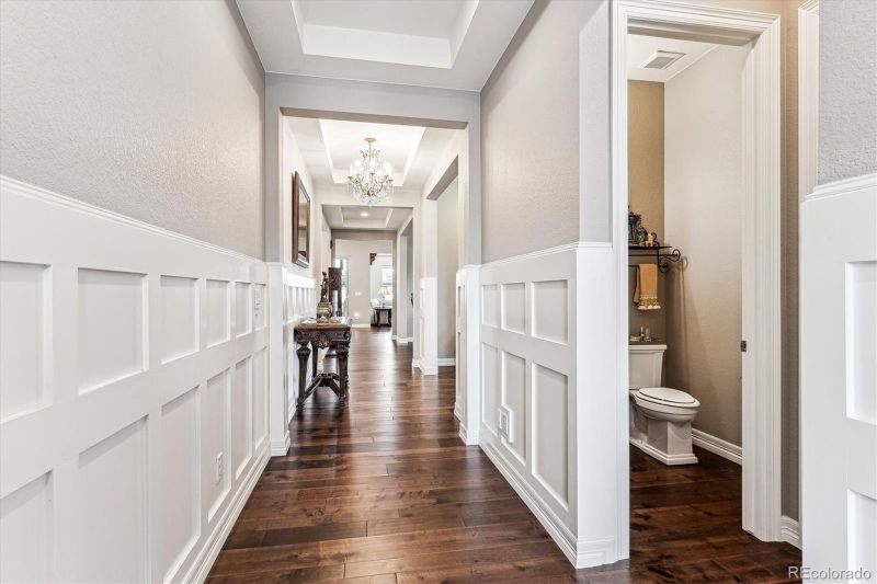 8651 S De Gaulle Ct, Aurora, CO 80016