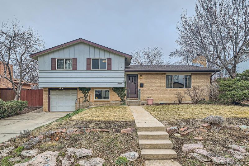 4257 Graham Ct, Boulder, CO 80305