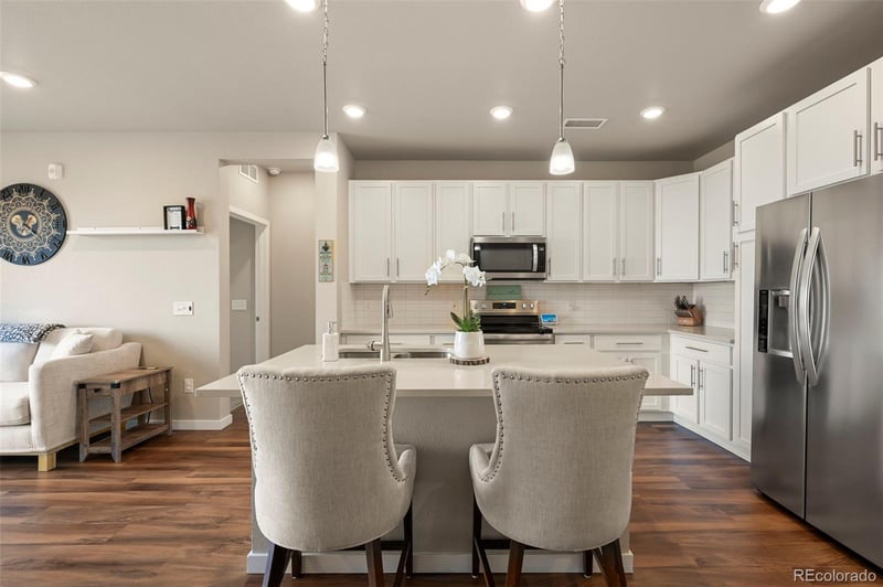 400 E Fremont Pl #205, Littleton, CO 80122