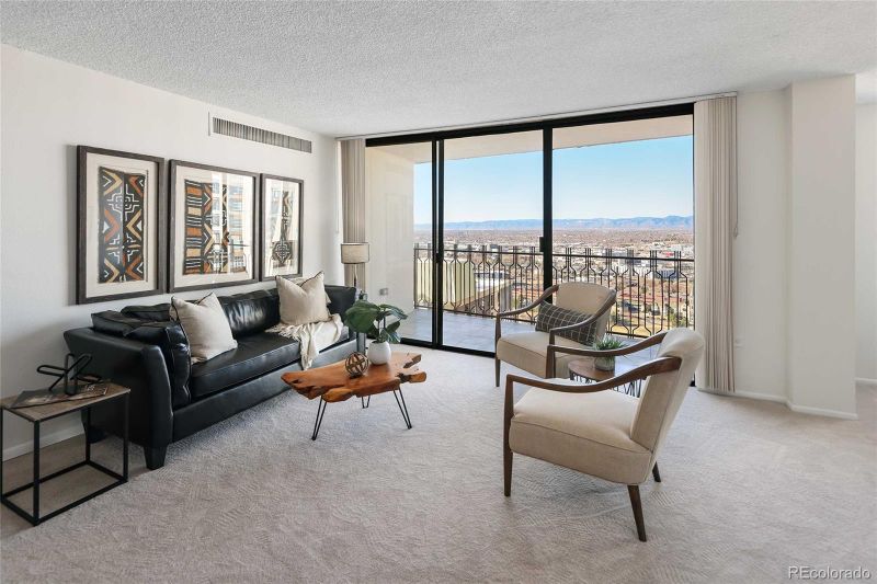 1020 15th St #39A, Denver, CO 80202