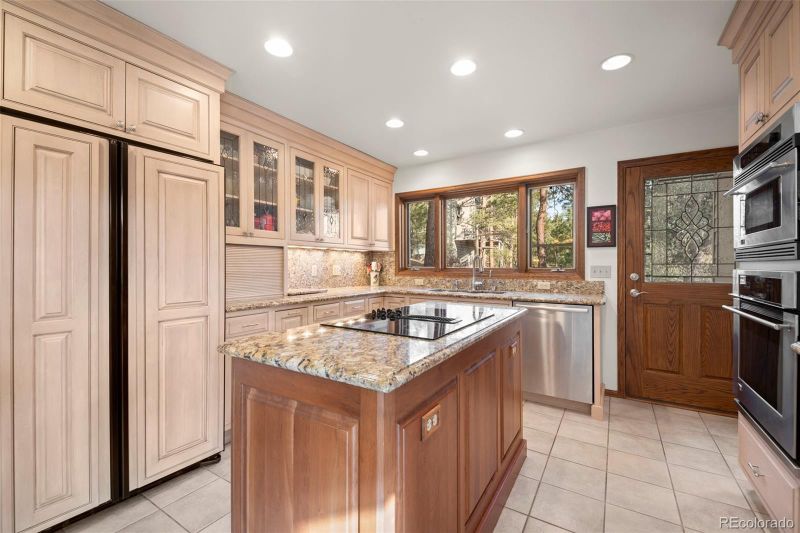 29089 Western Ln, Evergreen, CO 80439