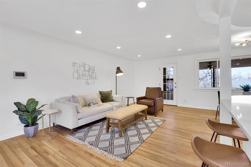 2725 S Monroe St, Denver, CO 80210