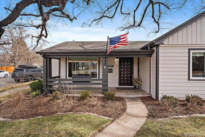 3200 S Logan St, Englewood, CO 80113