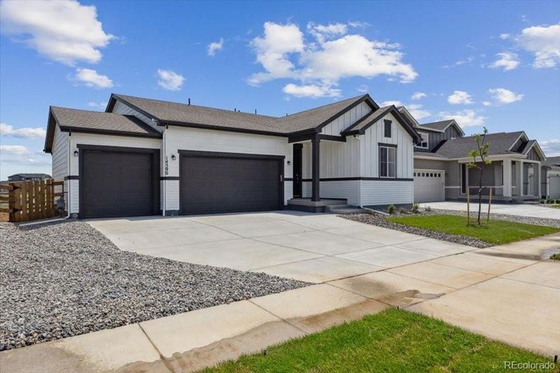 14390 Heritage Dr, Mead, CO 80504