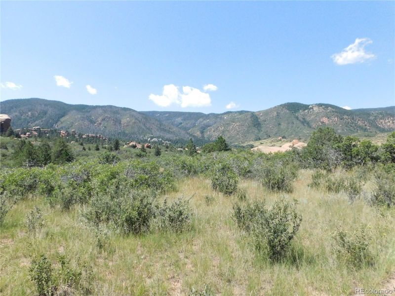 6128 Columbine Ct, Larkspur, CO 80118