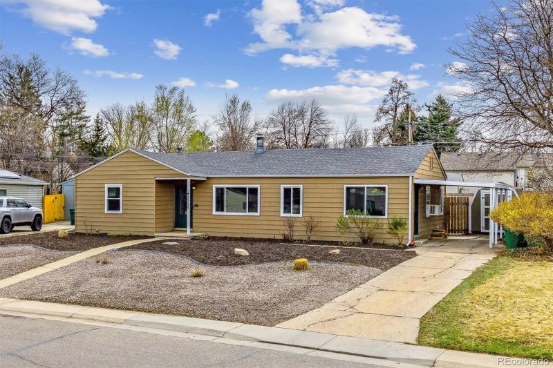 3004 S Holly Pl, Denver, CO 80222