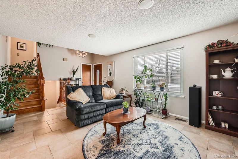 3235 S Granby Way, Aurora, CO 80014