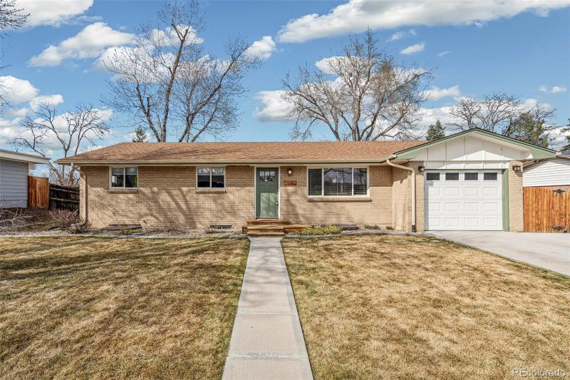 7049 W 74th Ave, Arvada, CO 80003