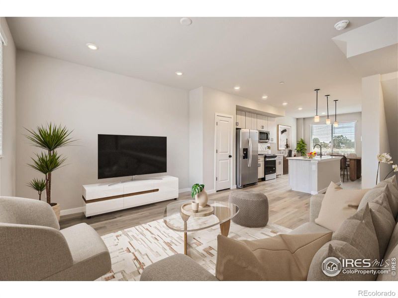 751 Silver Maple Ln, Fort Collins, CO 80524