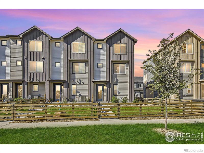 745 Silver Maple Ln, Fort Collins, CO 80524