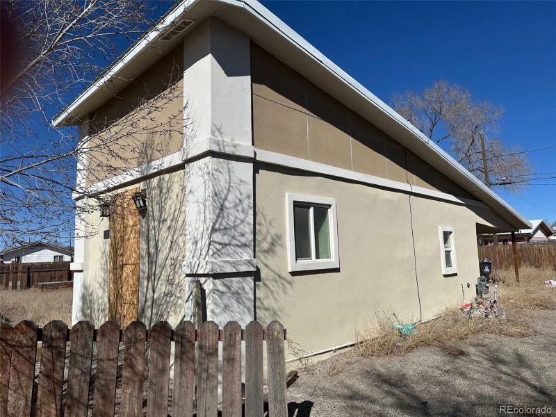 1523 W 8th St, Alamosa, CO 81101