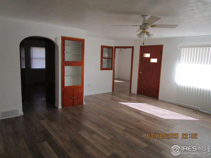 319 18th St, Burlington, CO 80807
