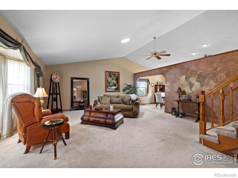 2418 Maplewood Cir E, Longmont, CO 80503