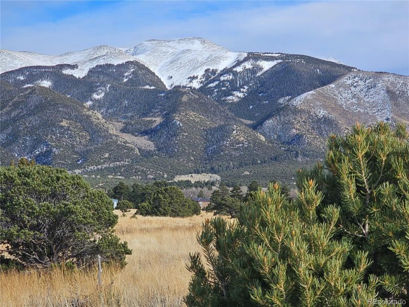 509 Mill Run Rd, Mosca, CO 81146