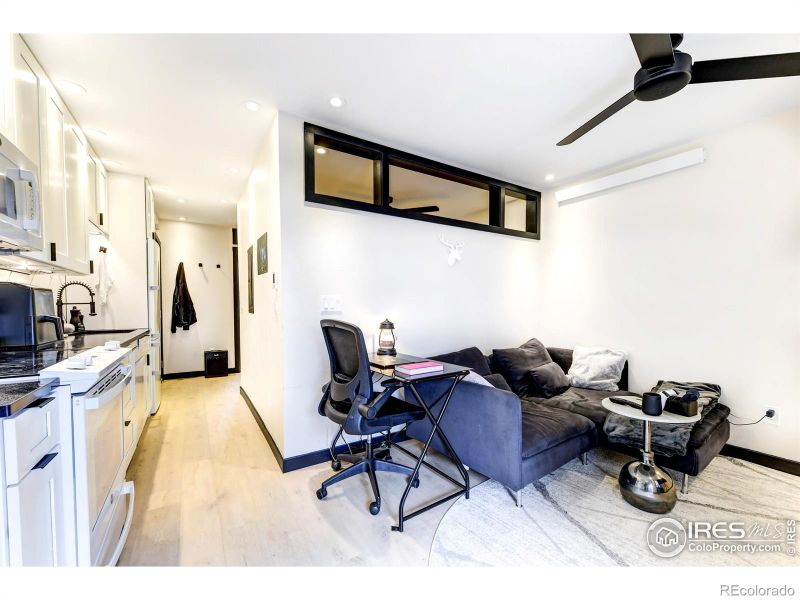 1800 Pearl St #15, Boulder, CO 80302