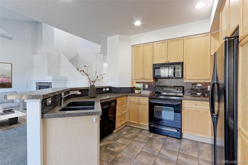 2550 Winding River Dr #F2, Broomfield, CO 80023