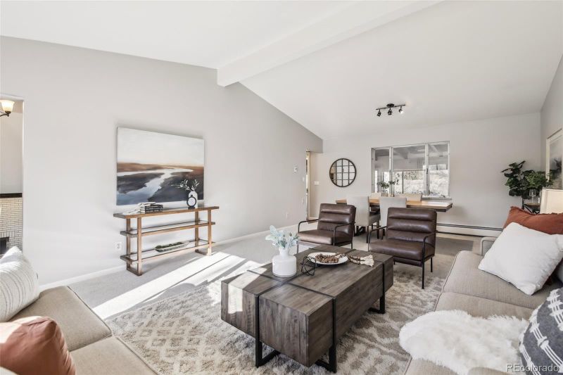 6890 S Bemis St, Littleton, CO 80120