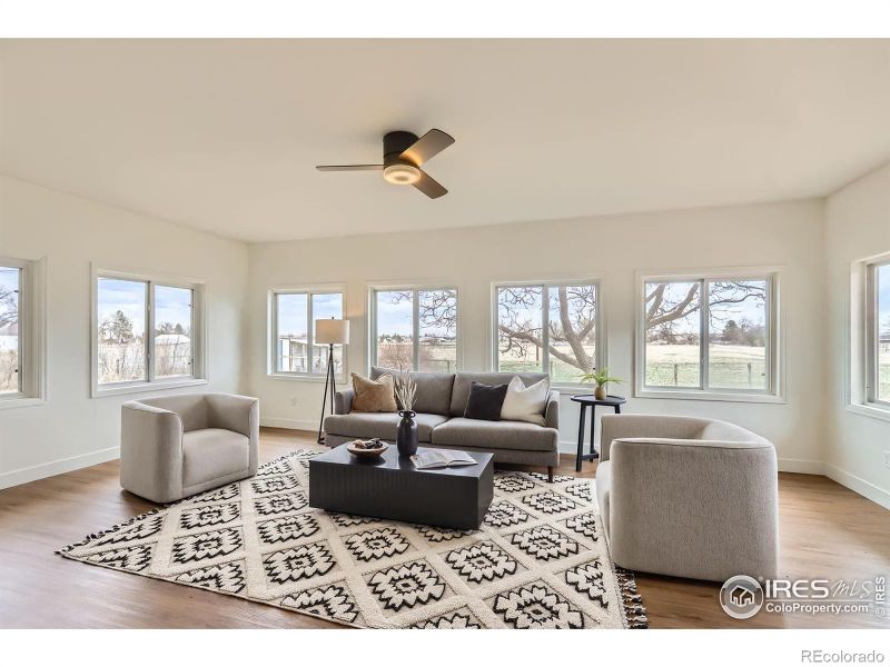 2407 Horseshoe Cir, Longmont, CO 80504