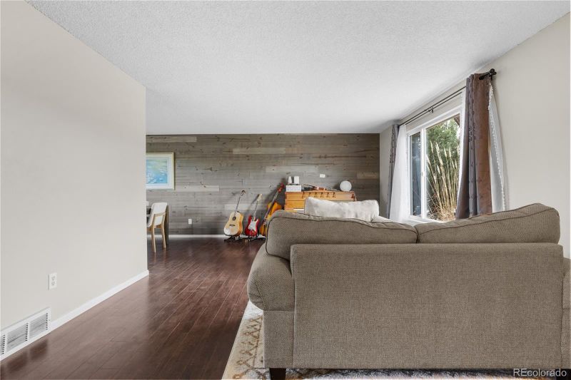 3930 S Argonne Way, Aurora, CO 80013
