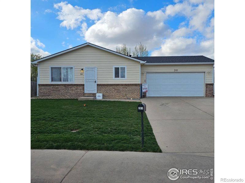 201 E 21st St Rd, Greeley, CO 80631