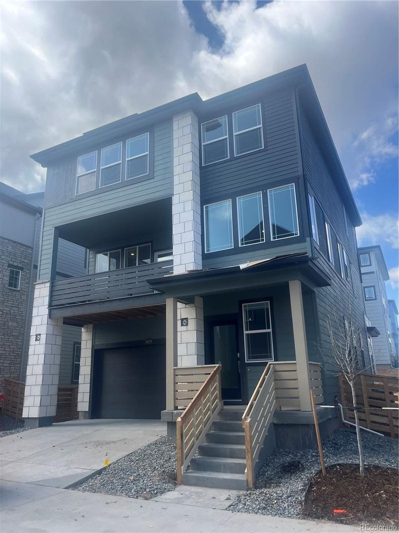 8859 Waterleaf Ln, Littleton, CO 80125