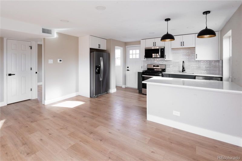 1568 Verbena St, Denver, CO 80220