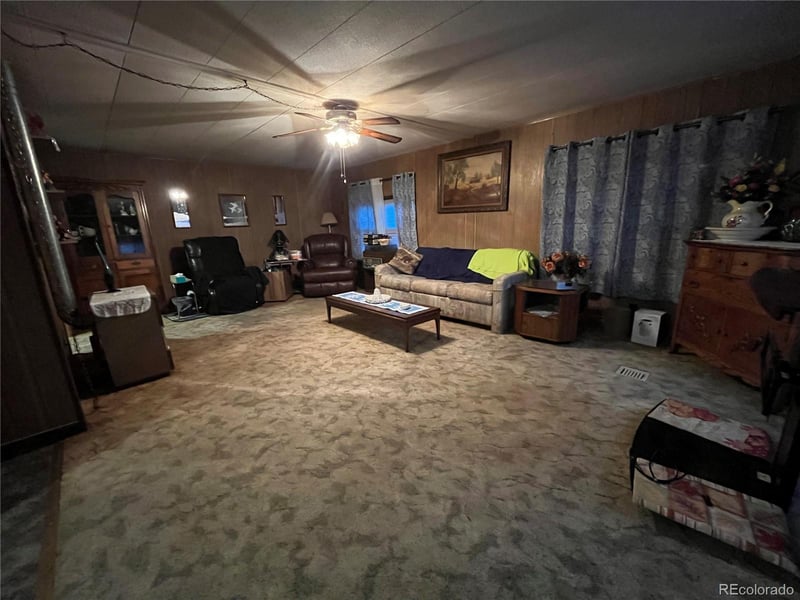 188 Madison St, Burlington, CO 80807