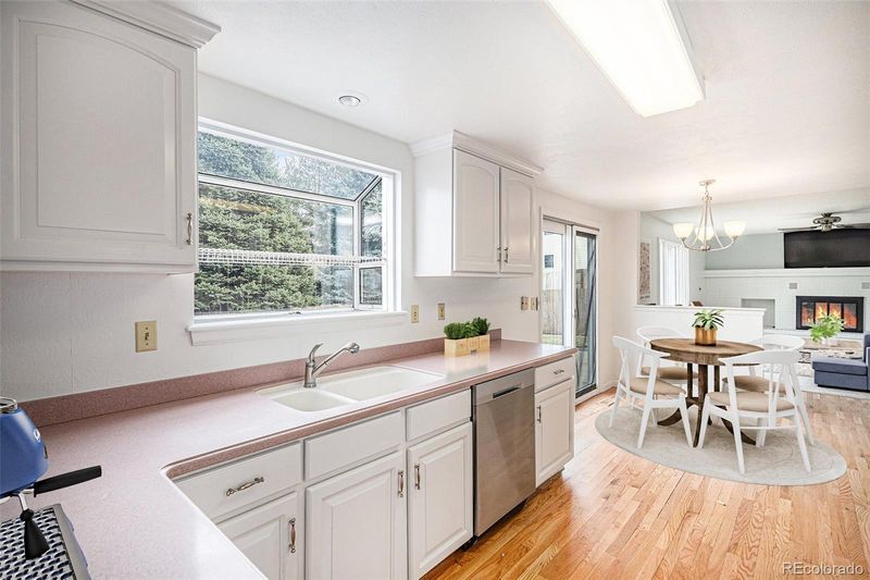 7974 S Pennsylvania Dr, Littleton, CO 80122