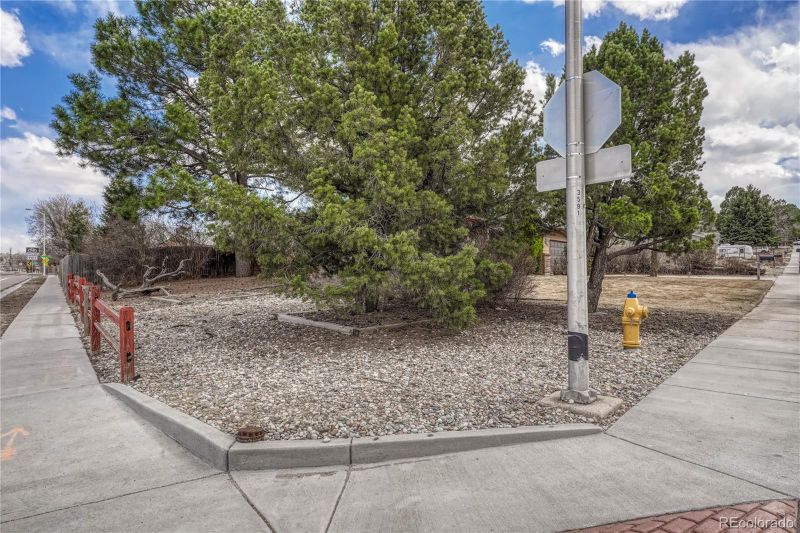 6421 Ashcroft Dr, Colorado Springs, CO 80918