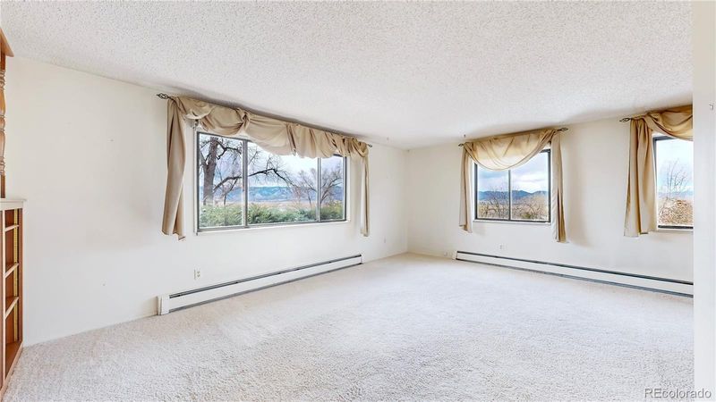 7338 W Lakeside Dr, Littleton, CO 80125