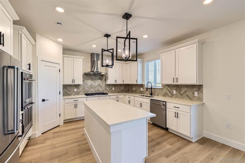 42964 Colonial Trl, Elizabeth, CO 80107